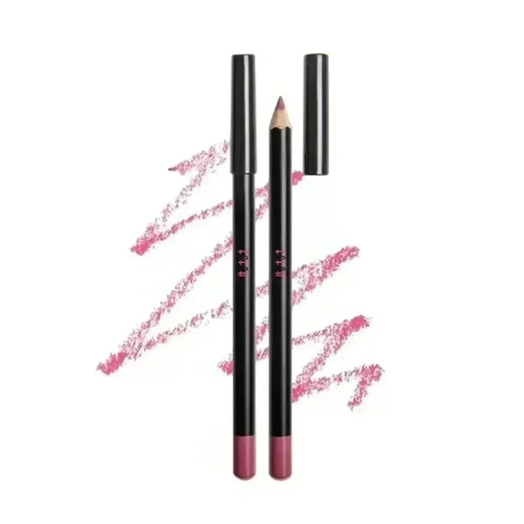 Black Vegan 🌱 Lip Pencil - Picture 7 of 10